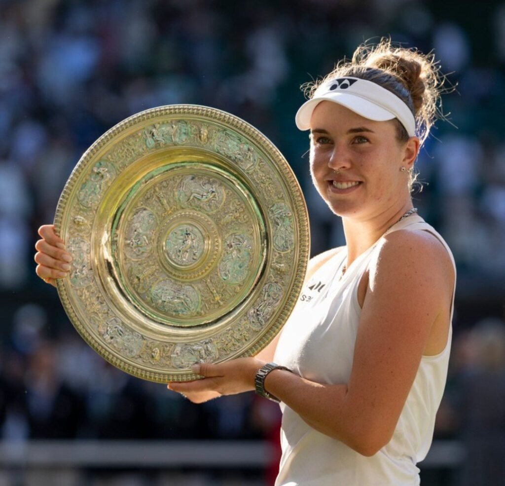 Linda Noskova wins Wimbledon 2026, Linda Noskova Wimbledon 2026, Noskova vs Muchova Wimbledon final, Wimbledon 2026 women's champion, youngest Wimbledon champion 15 years, Czech Grand Slam Wimbledon, Noskova first Grand Slam title