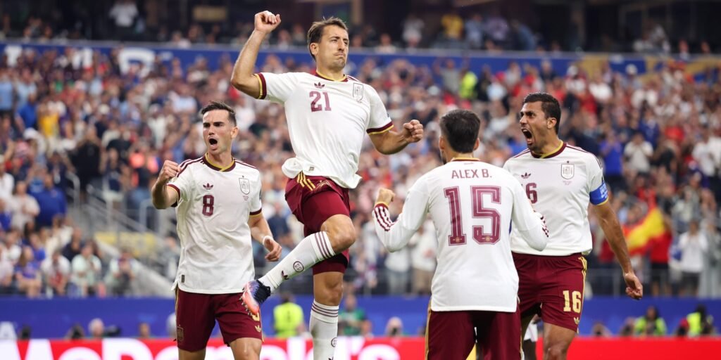 World Cup Final, Spain Dismantle France