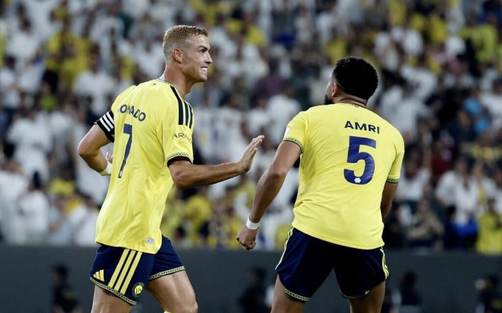 Al Nassr 2-1 Al Taawoun: Ronaldo winner keeps perfect start