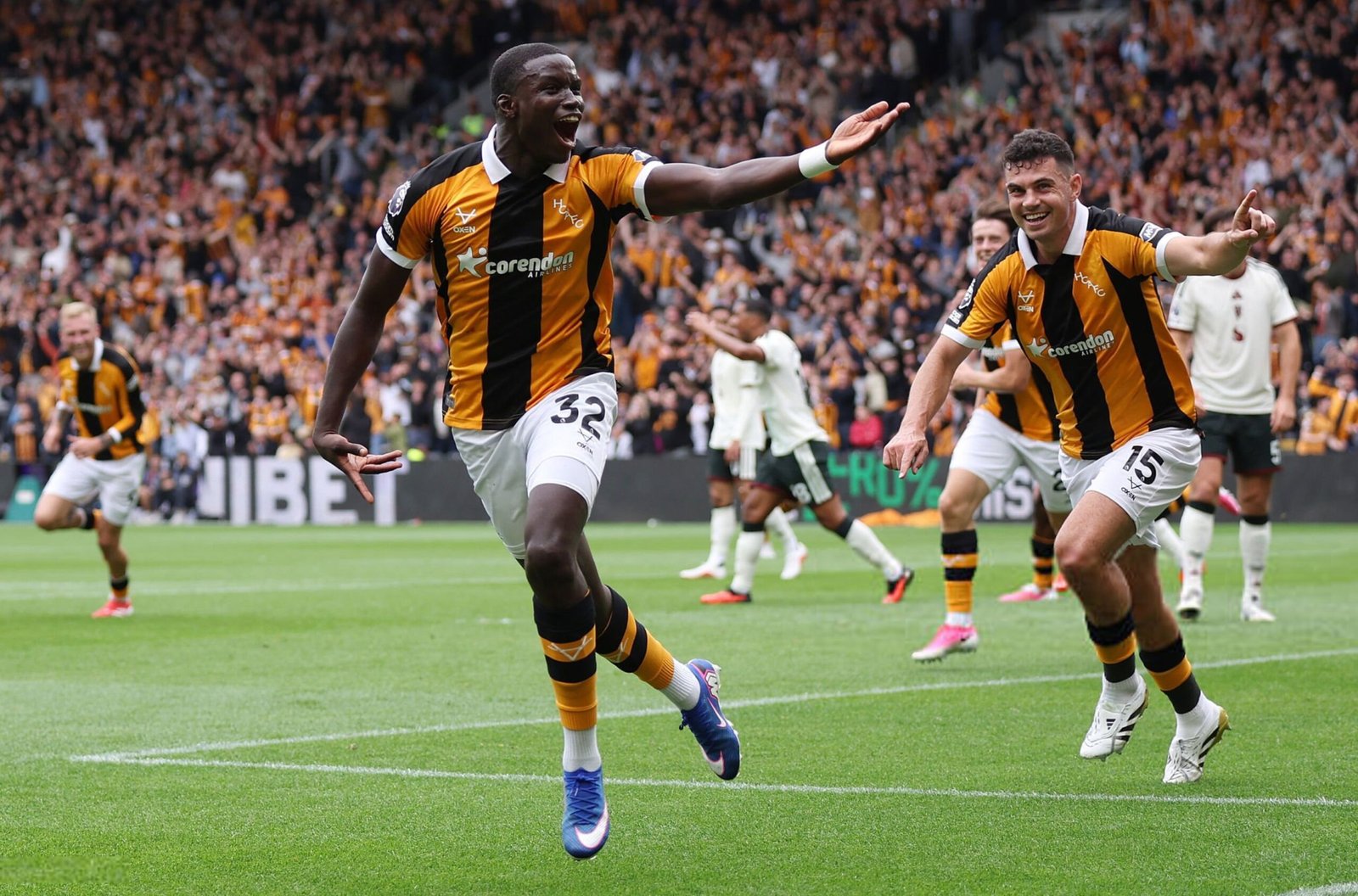Premier League 2026-27: Hull City Stun Manchester United 2-0