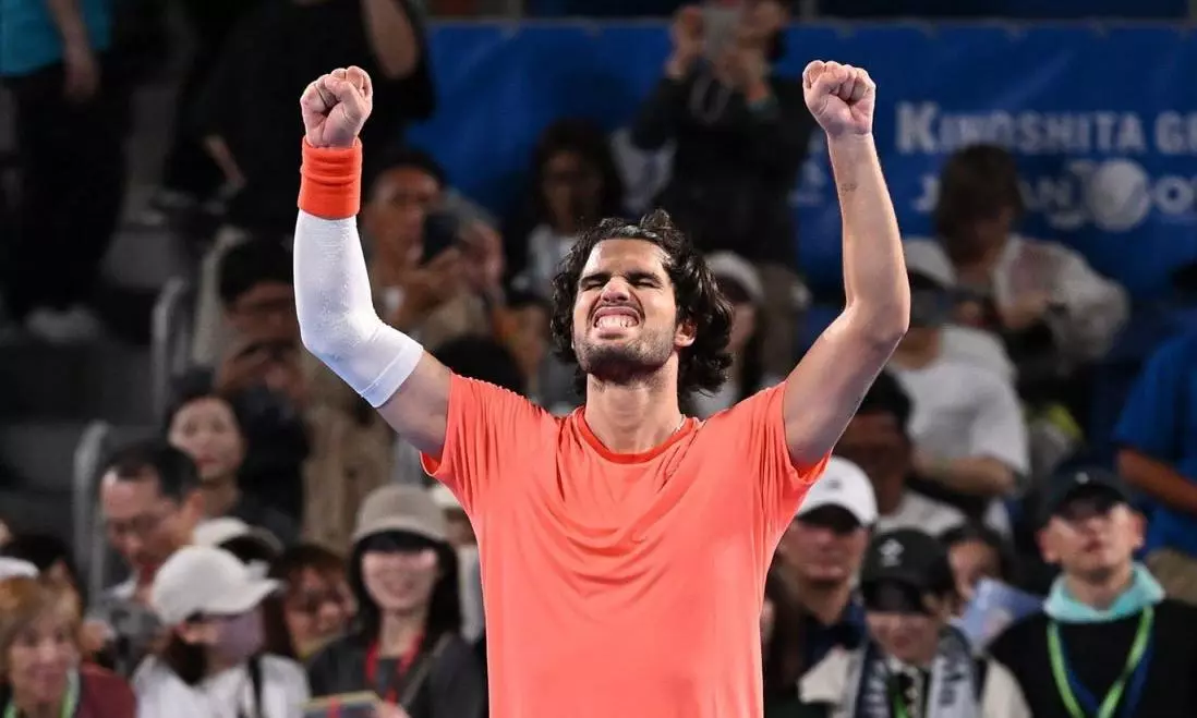 Alcaraz rallies from a set down to beat Munar and reach the Japan Open final