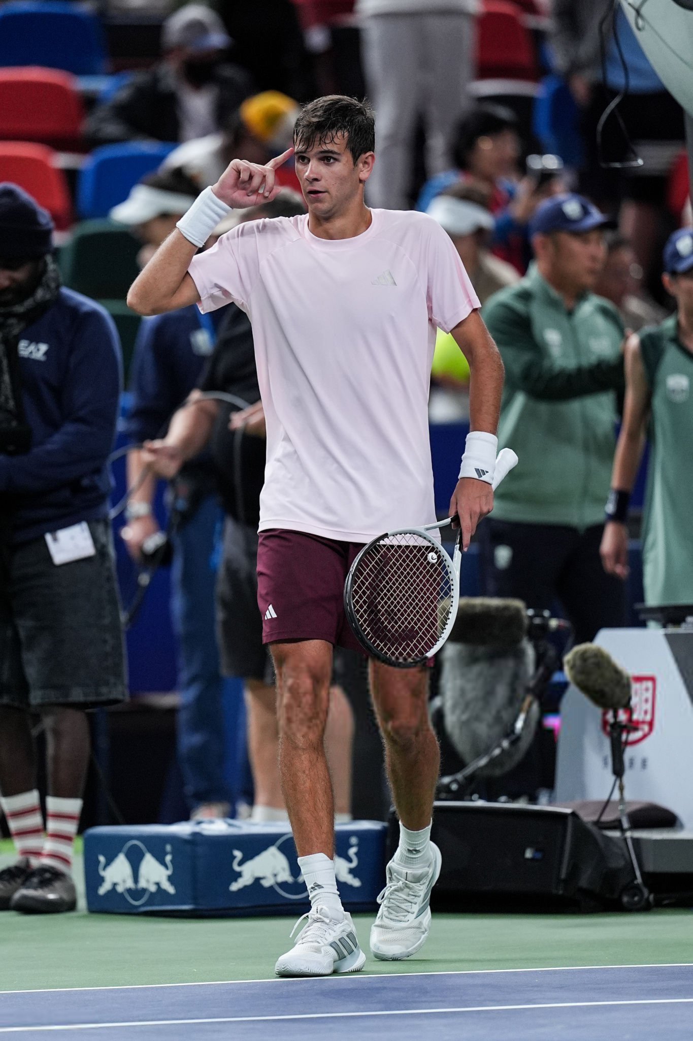 Jodar rallies past Ruud to become the youngest Shanghai Masters semi-finalist