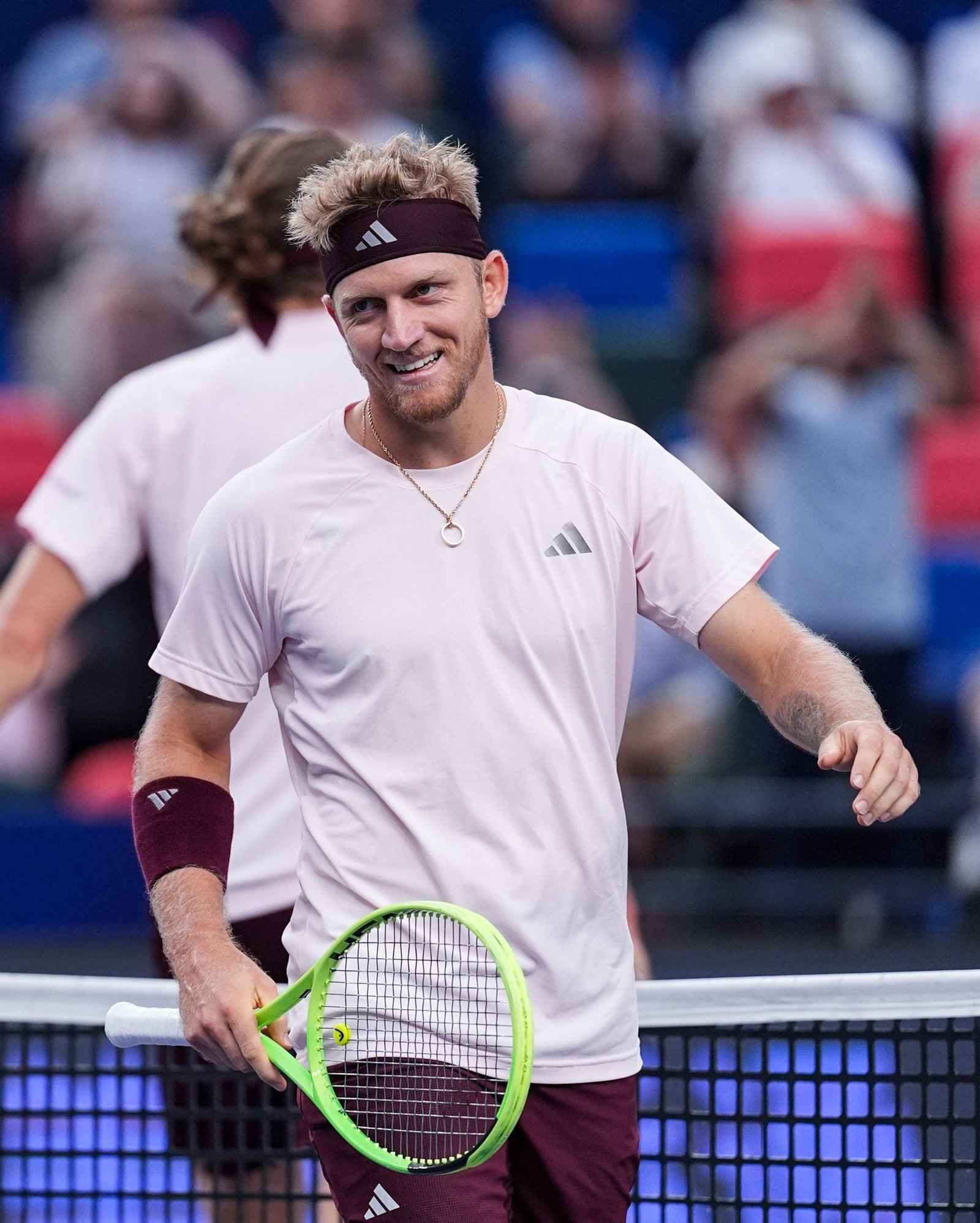 Davidovich Fokina beats Zverev to reach the Shanghai Masters final