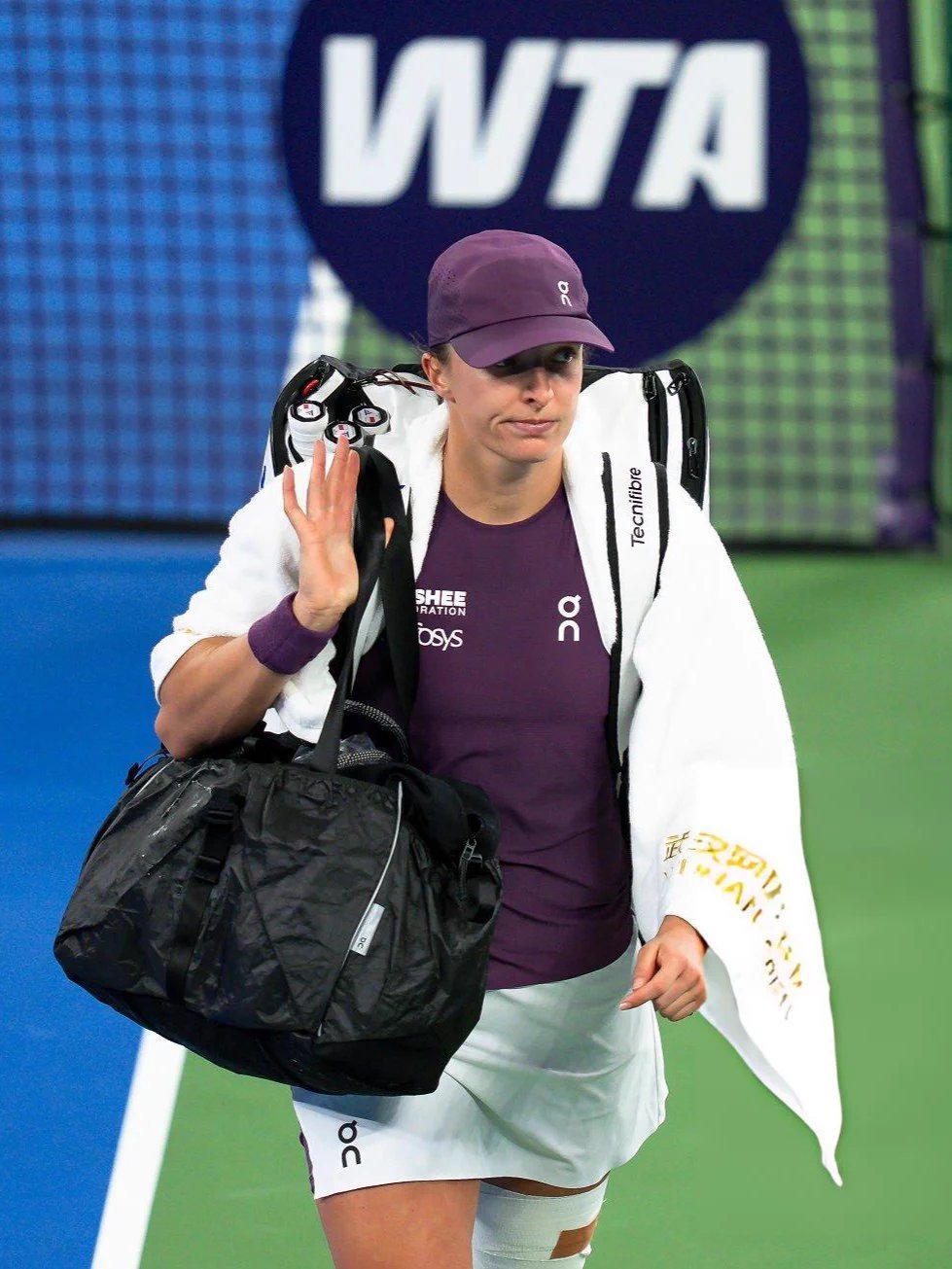 Swiatek withdraws from Ningbo and ends her 2026 season, closing the door on the WTA Finals