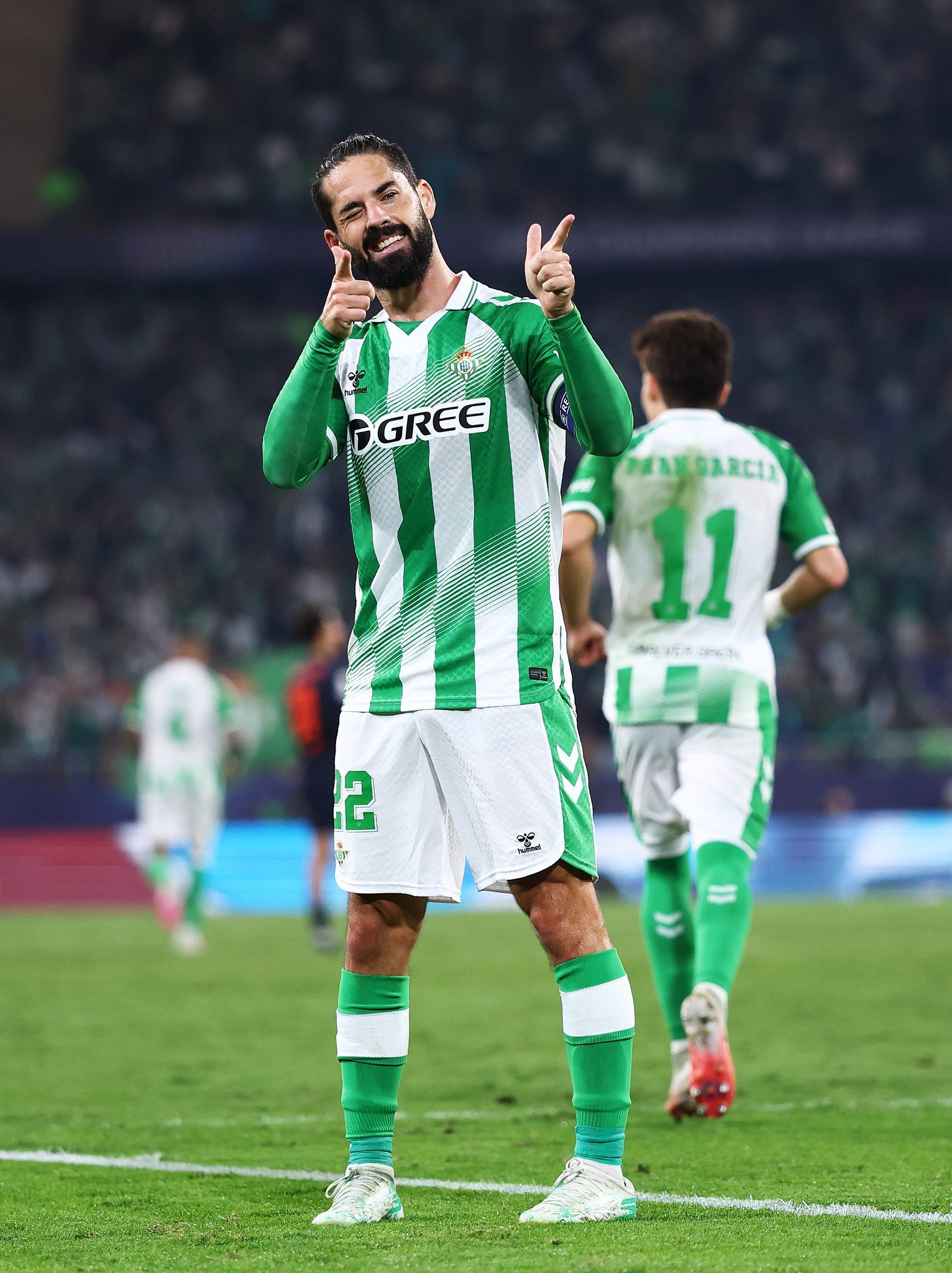 Isco’s penalty keeps Real Betis perfect as they edge Feyenoord 1-0 at La Cartuja