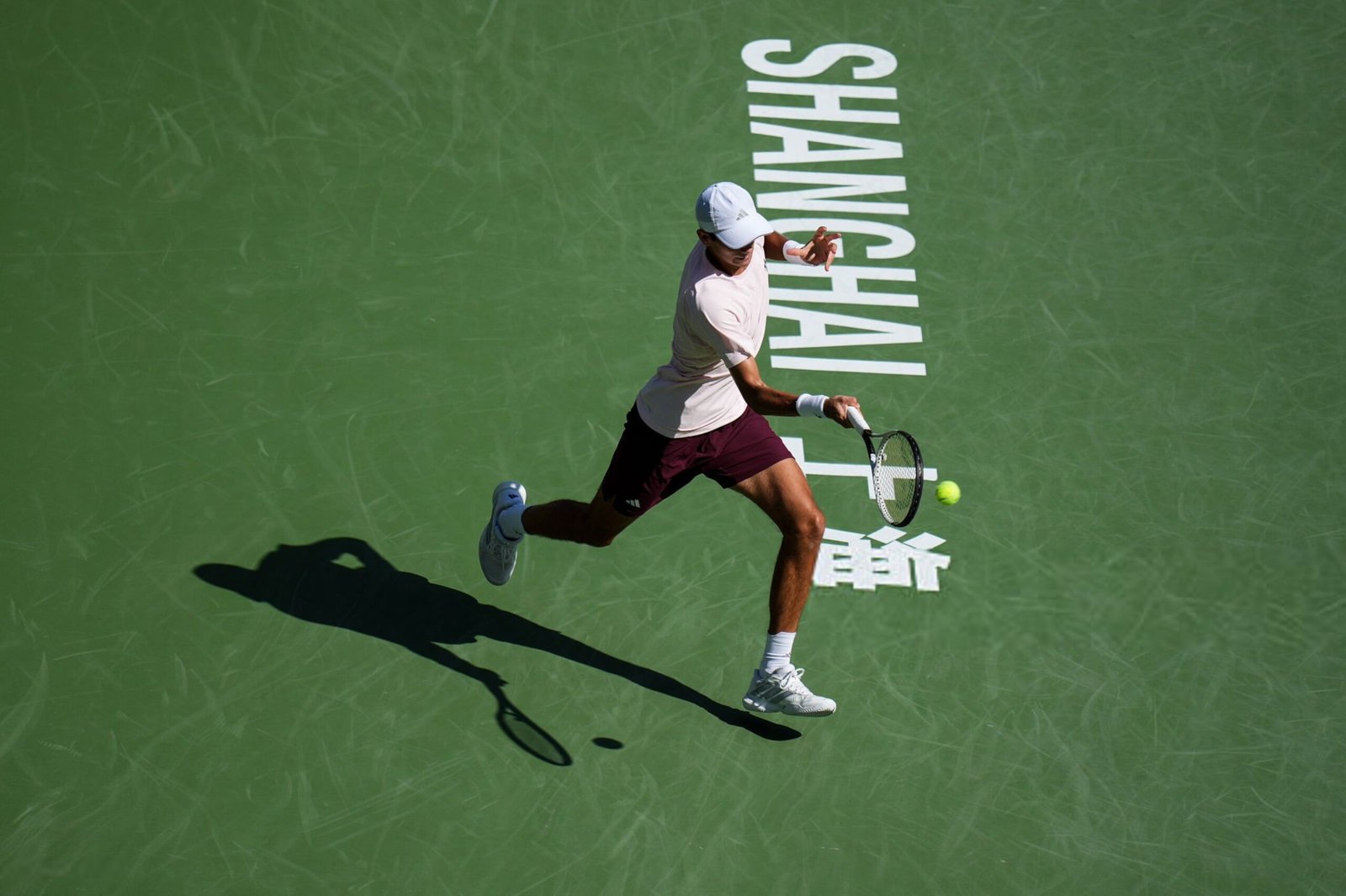 Jodar rallies from a set down for a third straight match to reach the Shanghai quarter-finals