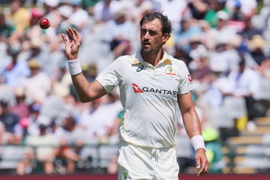 South Africa vs Australia 3rd Test, Day 1: Starc picks 6, SA all out for 329